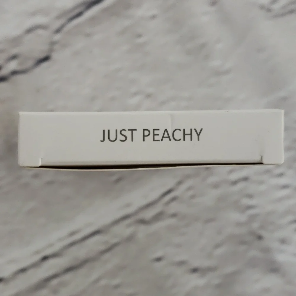 Floss Eyeshadow Quad Just Peachy New in Box Unused Full Size